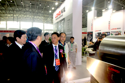 煤炭工业协会领导到访隆基展位